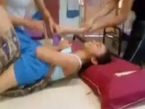 Mahasiswi Asrama Cantik Pasrah Digenjot Pesta